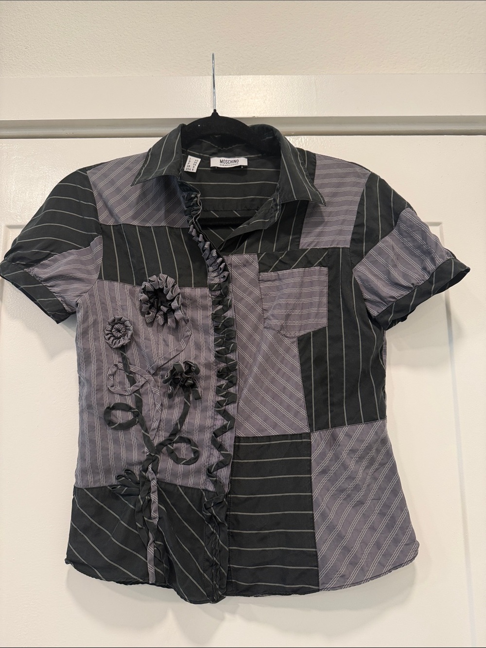 Moschino vintage  Black & Gray Patchwork Ruffle Floral Button-Down Top size 6